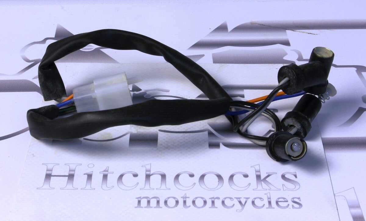 WIRING LOOM,SPEEDOMETER Note One 6 male pin connector block, main