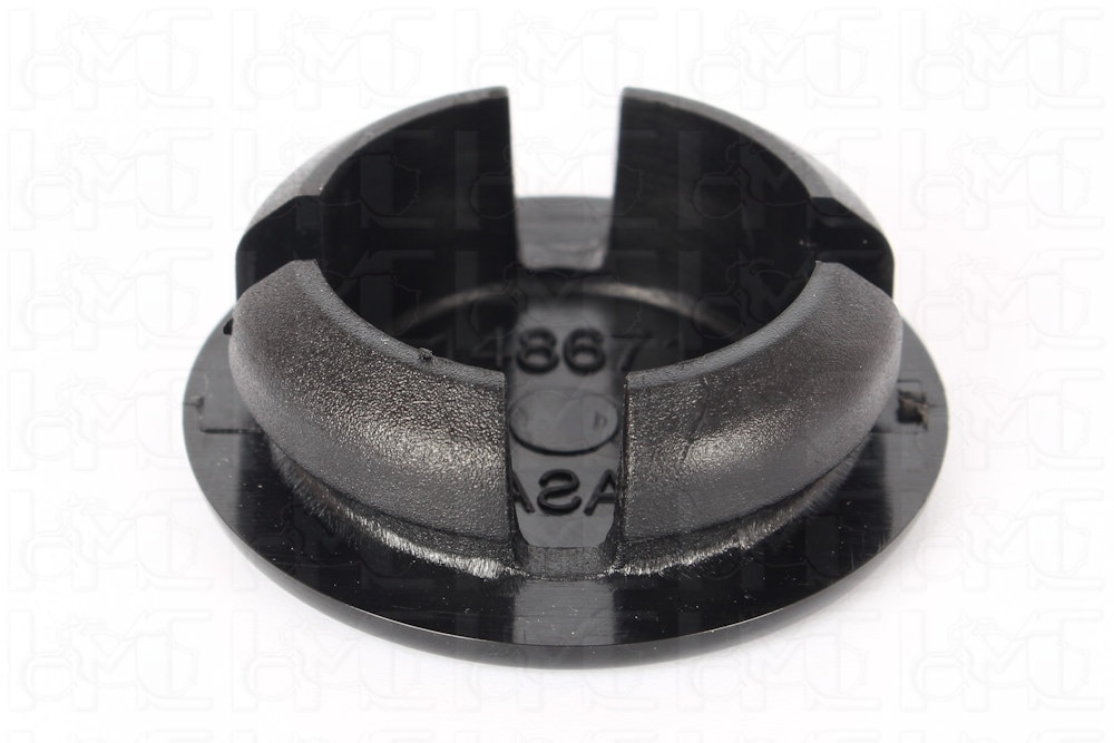N♡a CAP, ENGINE MOUNT BOSS