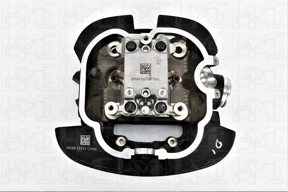 CYLINDER HEAD & ROCKER CARRIER