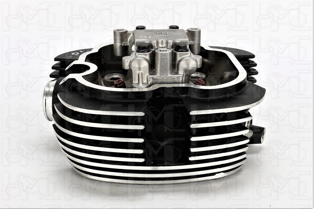 CYLINDER HEAD & ROCKER CARRIER